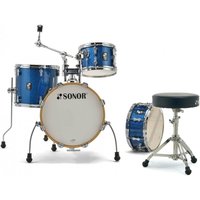 Read more about the article Sonor AQX 16 Jungle Shell Pack w/Free Throne Blue Ocean Sparkle