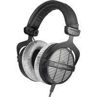 Read more about the article beyerdynamic DT 990 Pro Headphones 250 Ohm