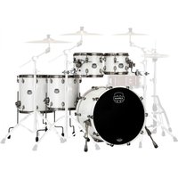 Read more about the article Mapex Saturn Evolution Maple/Walnut 22 5pc Polar White